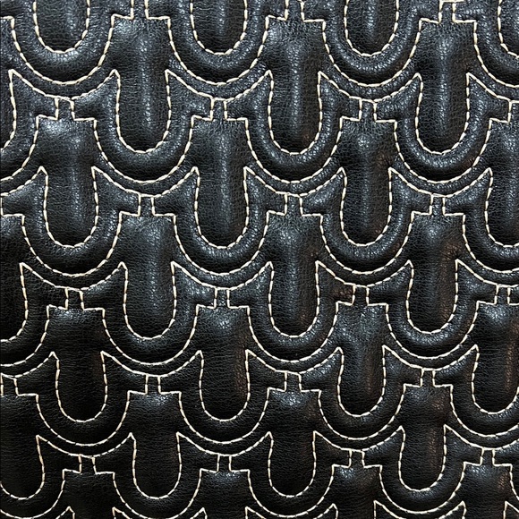 True Religion | Iconic Logo Tote w/ Bag Charms - Picture 9 of 13